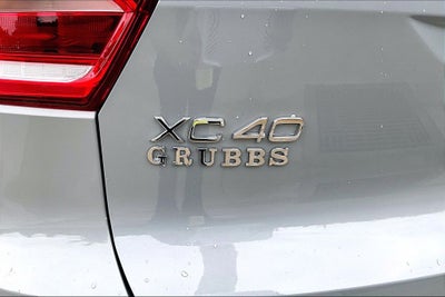 2026 Volvo XC40 B5 Plus