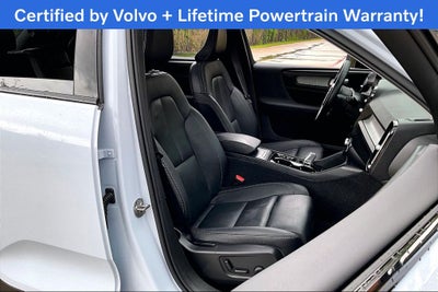 2026 Volvo XC40 B5 Plus