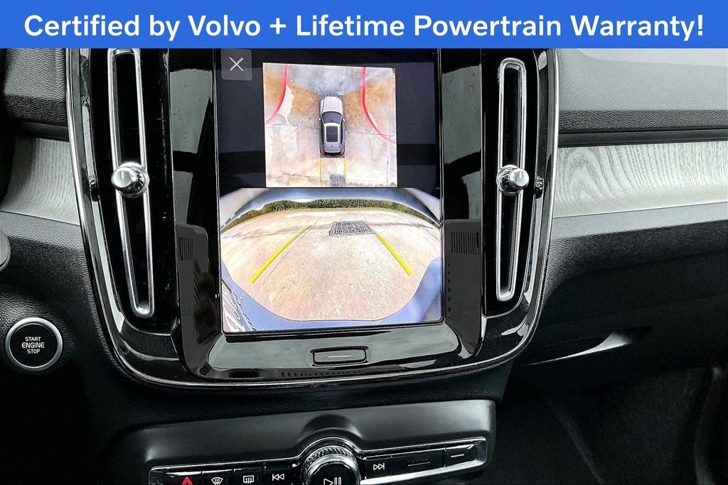 2026 Volvo XC40 B5 Plus