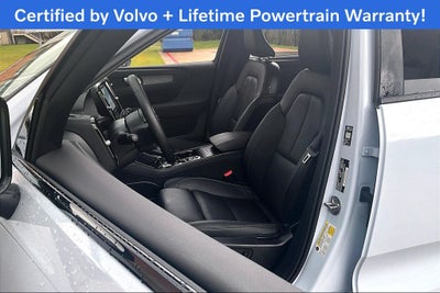 2026 Volvo XC40 B5 Plus