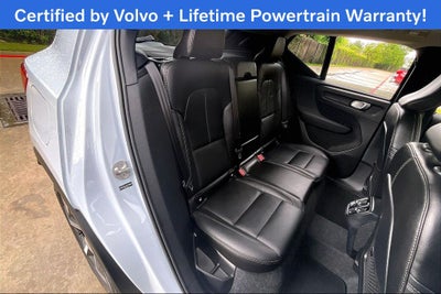 2026 Volvo XC40 B5 Plus