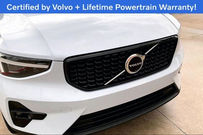 2026 Volvo XC40 B5 Plus