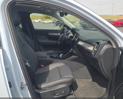 2026 Volvo XC40 B5 Plus