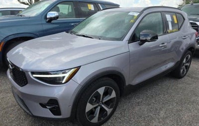 2026 Volvo XC40 B5 Plus