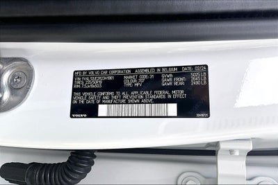 2024 Volvo XC40 B5 Plus Bright Theme