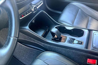 2025 Volvo XC40 B5 Core