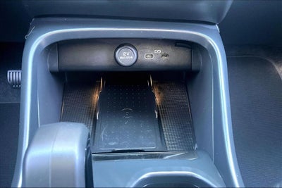 2025 Volvo XC40 B5 Core
