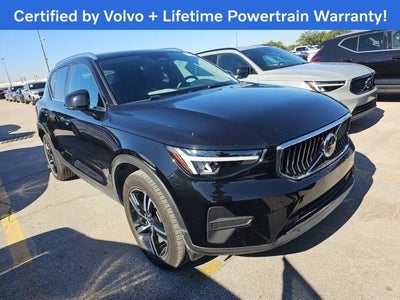 2025 Volvo XC40 B5 Core