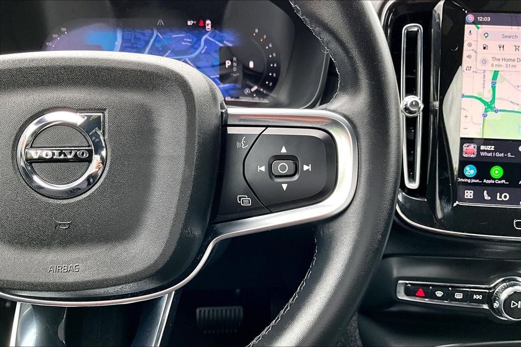2024 Volvo XC40 B5 Core