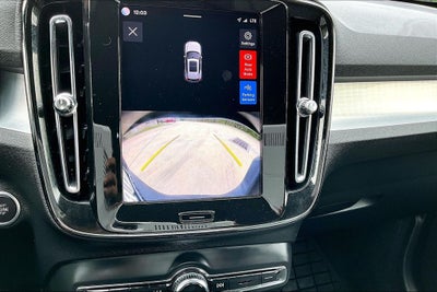 2024 Volvo XC40 B5 Core