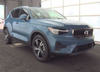 2024 Volvo XC40 B5 Core