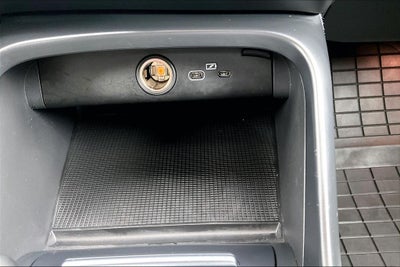 2023 Volvo XC40 B5 Core