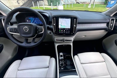 2026 Volvo XC40 B5 Ultra