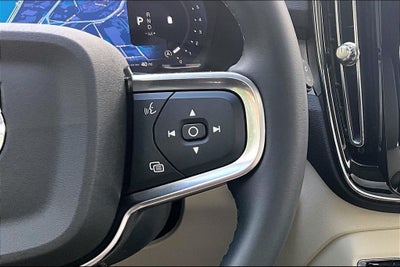 2026 Volvo XC40 B5 Ultra