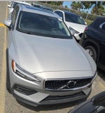2025 Volvo V60 Cross Country B5 Plus