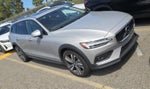 2025 Volvo V60 Cross Country B5 Plus