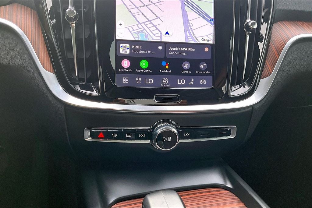 2025 Volvo V60 Cross Country B5 Plus