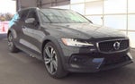 2025 Volvo V60 Cross Country B5 Plus