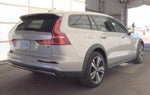 2025 Volvo V60 Cross Country B5 Plus