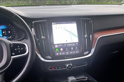 2025 Volvo V60 Cross Country B5 Plus