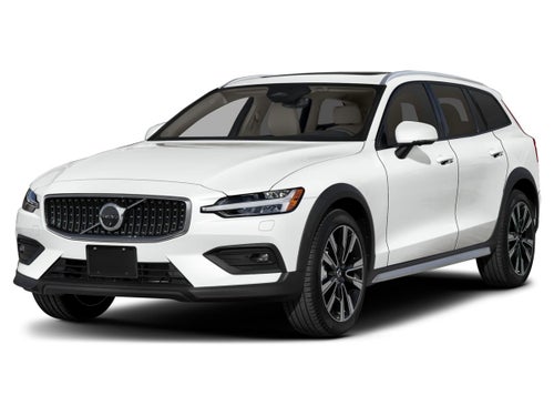2025 Volvo V60 Cross Country B5 Plus