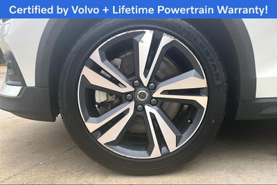 2025 Volvo V60 Cross Country B5 Plus