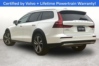 2025 Volvo V60 Cross Country B5 Plus