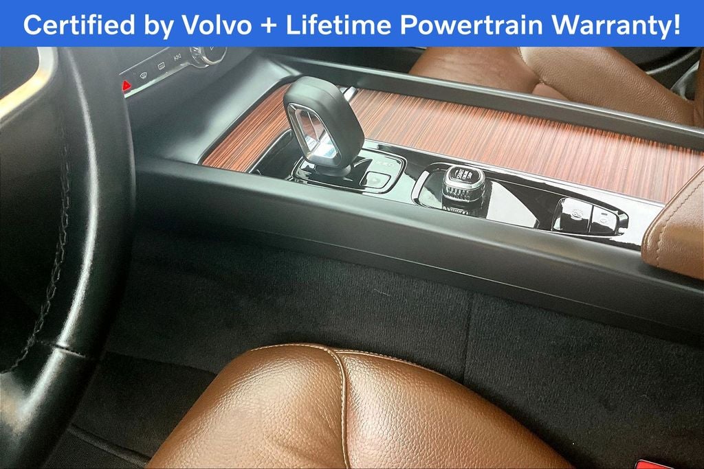 2025 Volvo V60 Cross Country B5 Plus