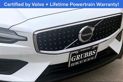 2025 Volvo V60 Cross Country B5 Plus