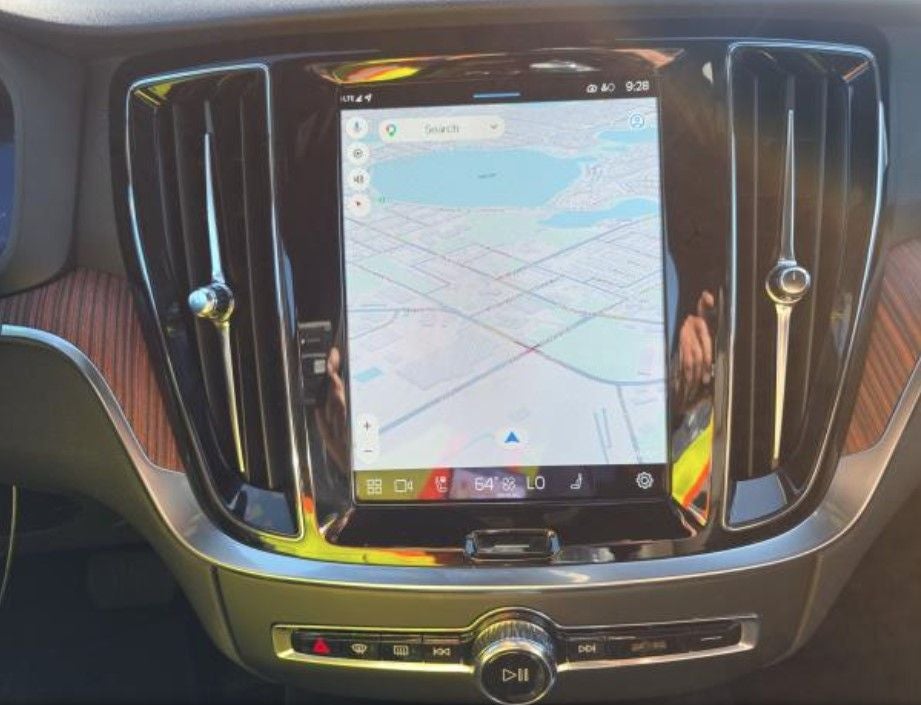 2025 Volvo V60 Cross Country B5 Plus