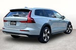 2024 Volvo V60 Cross Country B5 Plus