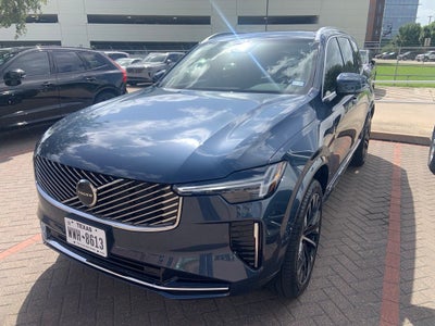 2025 Volvo XC90 B5 Core 2025.5