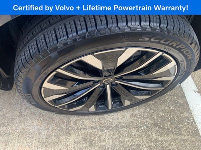 2025 Volvo XC90 B5 Core 2025.5