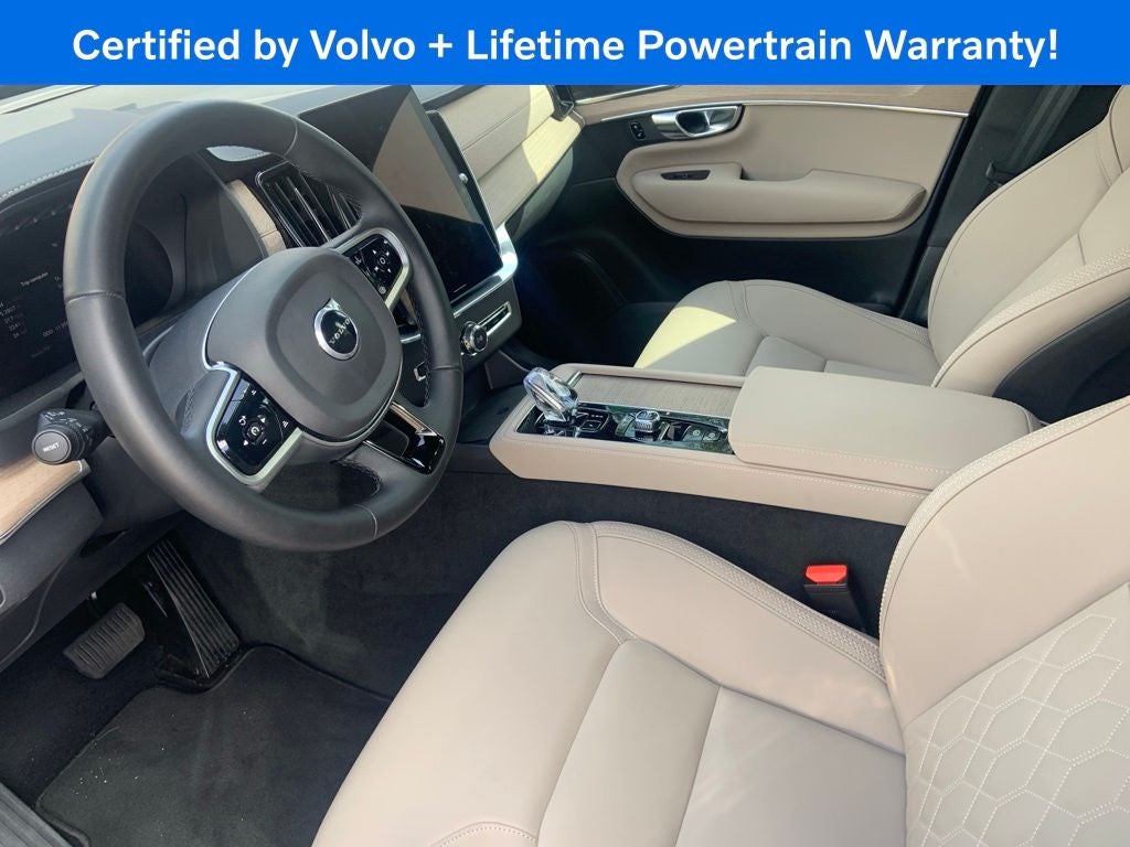 2025 Volvo XC90 B5 Core 2025.5