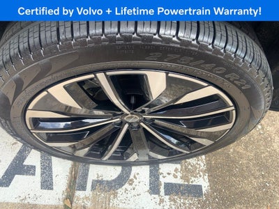 2025 Volvo XC90 B5 Core 2025.5