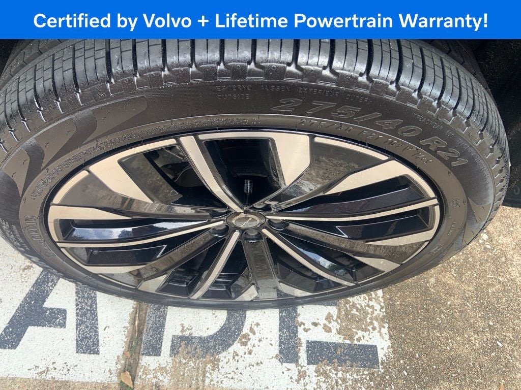 2025 Volvo XC90 B5 Core 2025.5