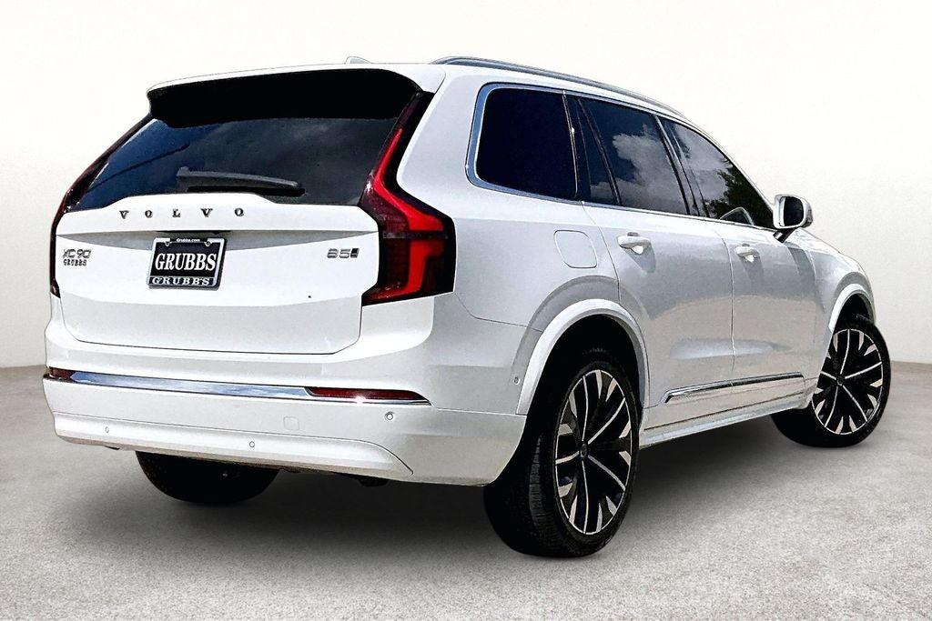 2025 Volvo XC90 B5 Plus 2025.5