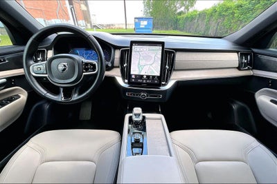 2025 Volvo XC90 B5 Plus 2025.5