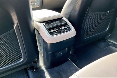 2025 Volvo XC90 B5 Plus 2025.5