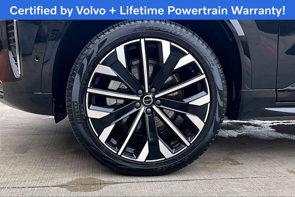 2025 Volvo XC90 B5 Plus 2025.5