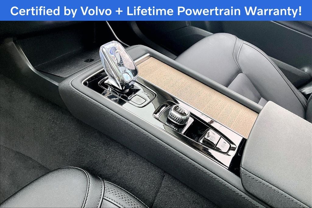 2025 Volvo XC90 B5 Plus 2025.5