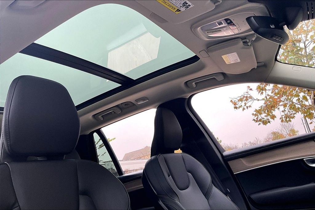 2025 Volvo XC90 B5 Plus 2025.5