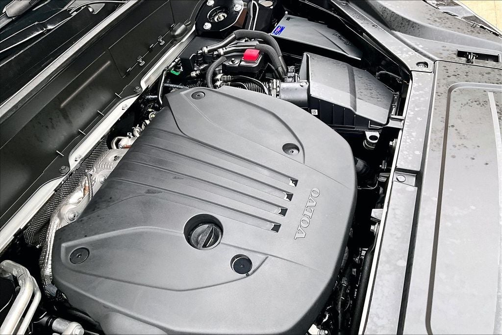 2025 Volvo XC90 B5 Plus 2025.5