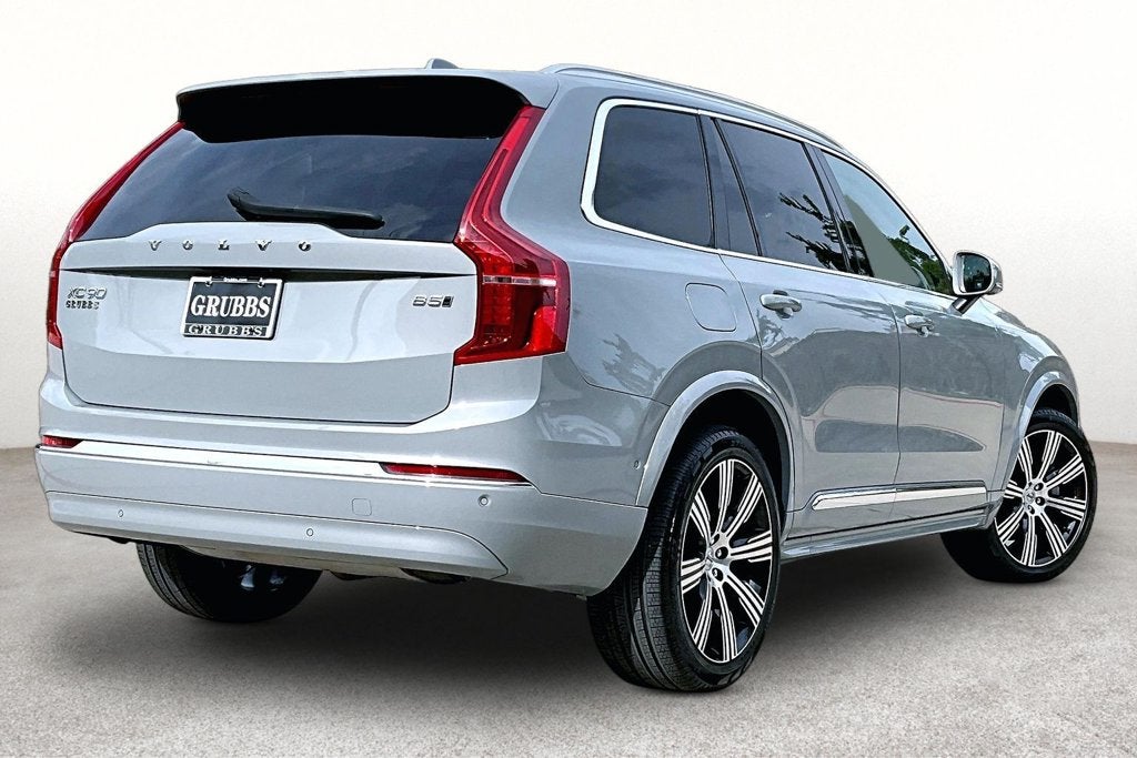 2025 Volvo XC90 B5 Ultra 7-Seater