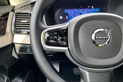 2025 Volvo XC90 B5 Ultra 7-Seater