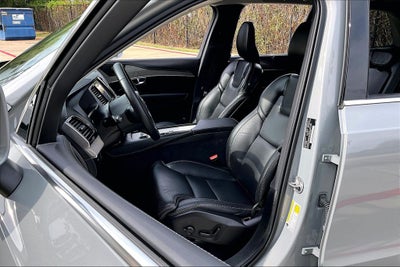 2025 Volvo XC90 B5 Ultra 7-Seater