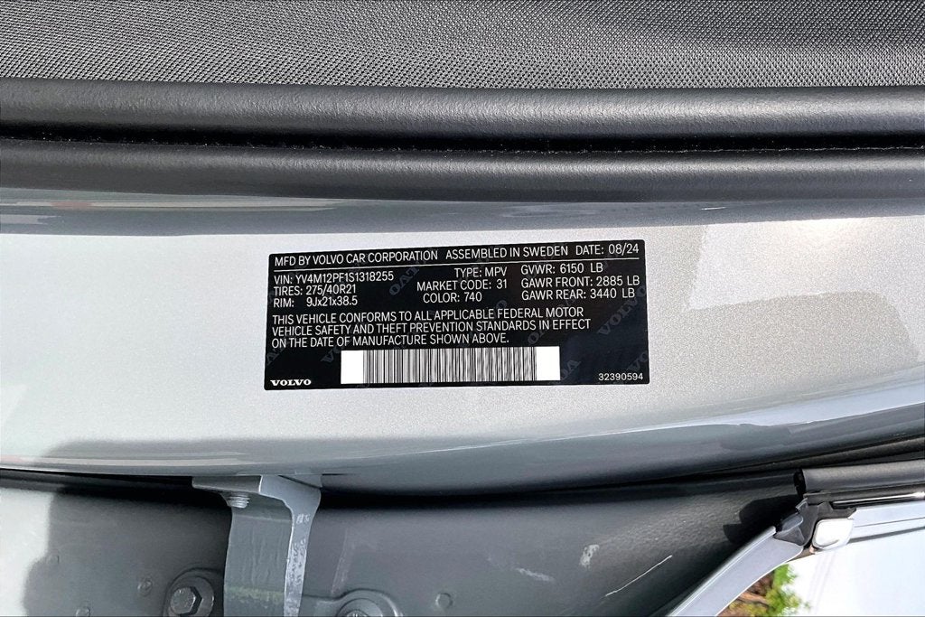 2025 Volvo XC90 B5 Ultra 7-Seater