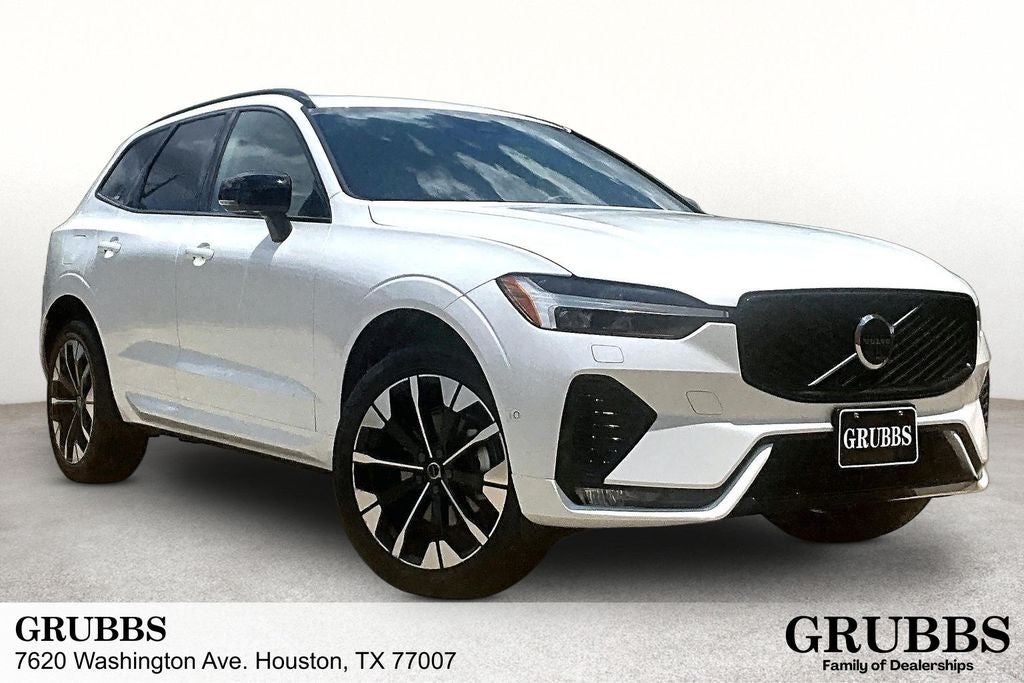 2026 Volvo XC60 B5 Plus