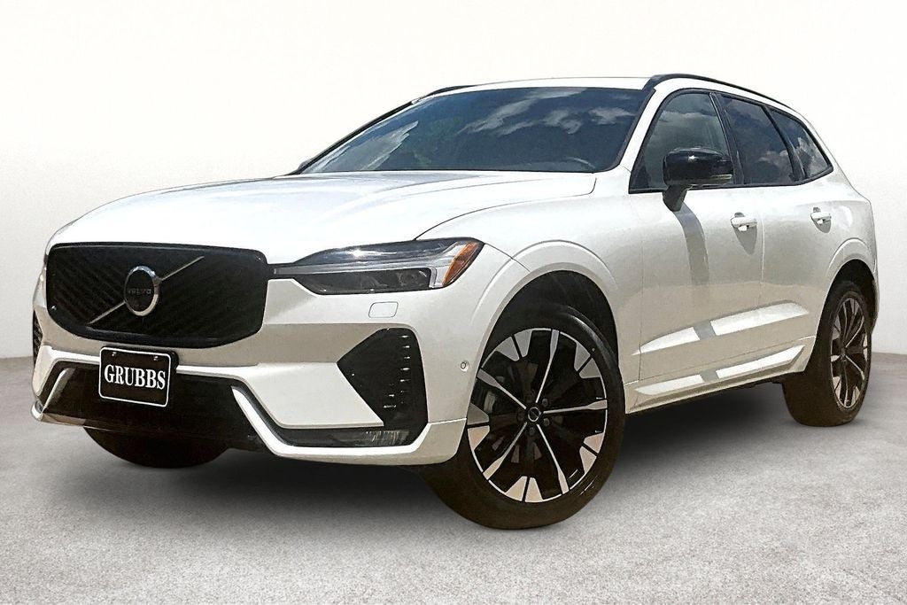 2026 Volvo XC60 B5 Plus