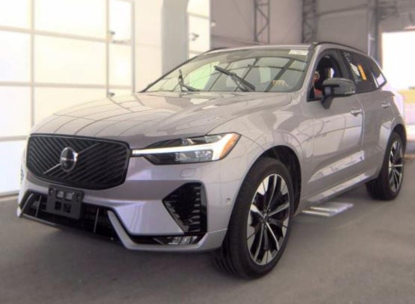 2026 Volvo XC60 B5 Plus